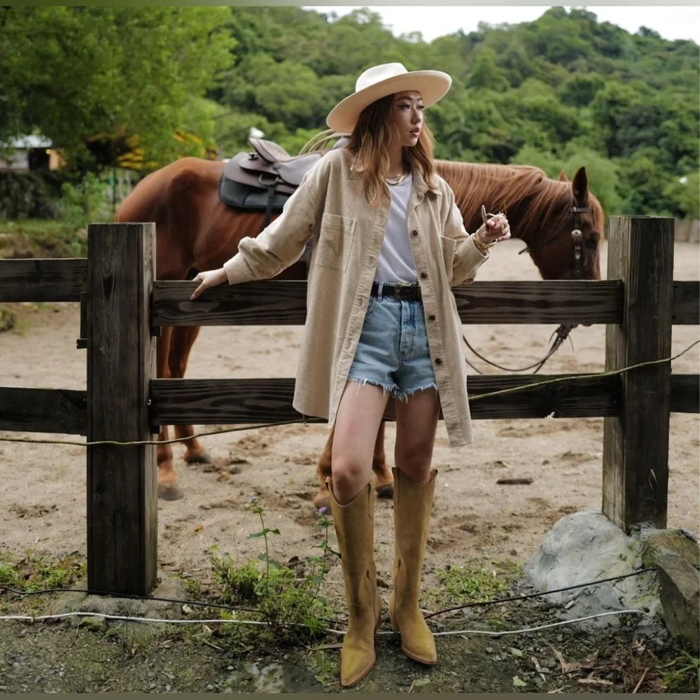 Grace Gift X Samantha Lin Leather V-Cut Western Block Heel Long Boots Beige 23.5 - Picture 3 of 16